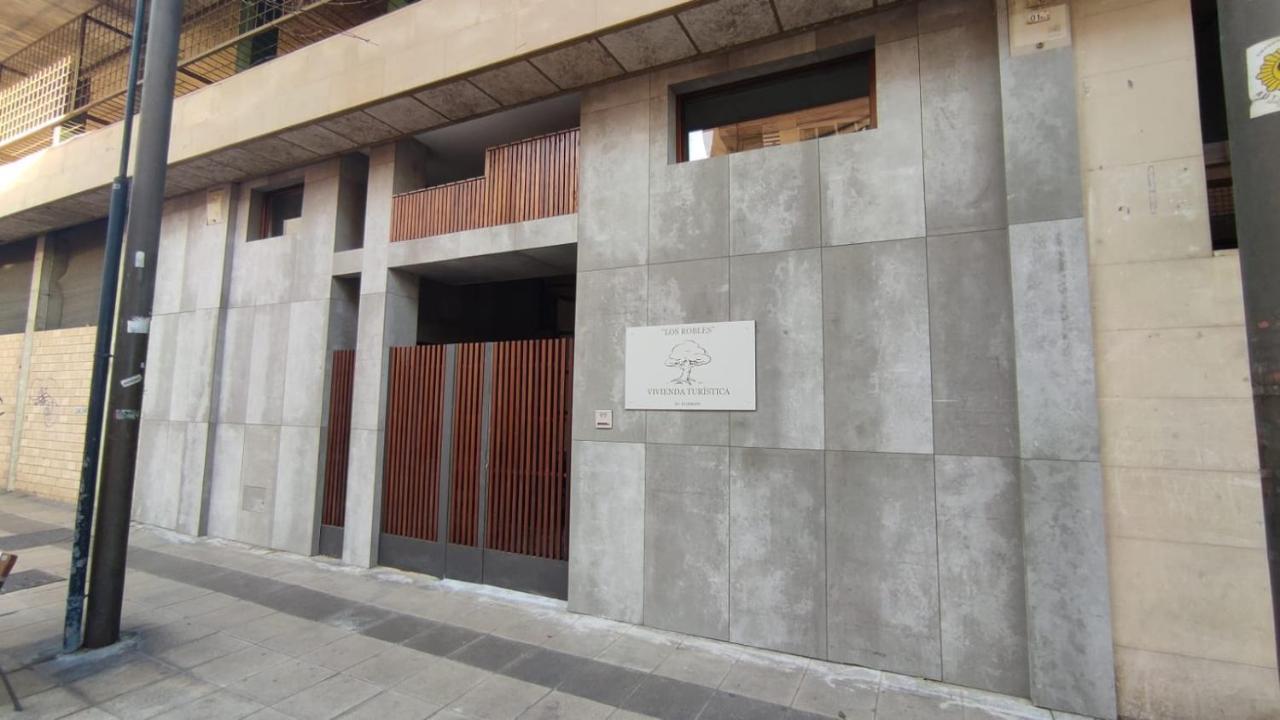 Vivienda Turistica Los Robles Tudela Exteriör bild
