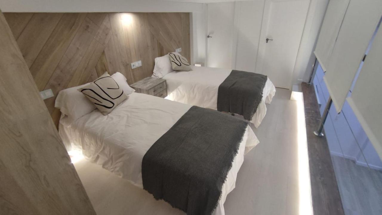 Vivienda Turistica Los Robles Tudela Exteriör bild